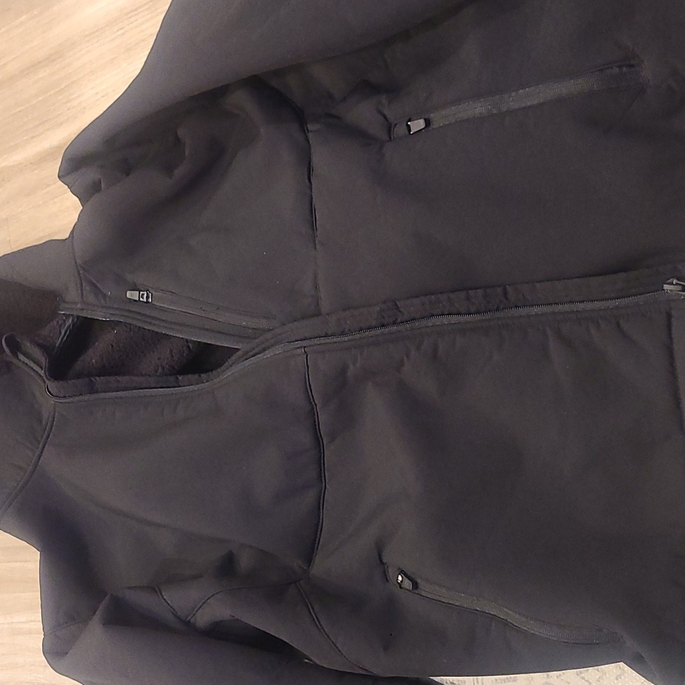 Mens softshell sherpa lined jacket